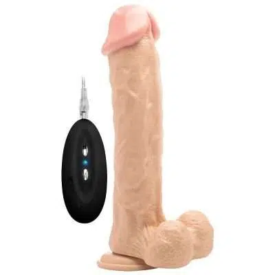 REALROCK 11    REALISTIC VIBRATOR WITH TESTICLES WHITE
